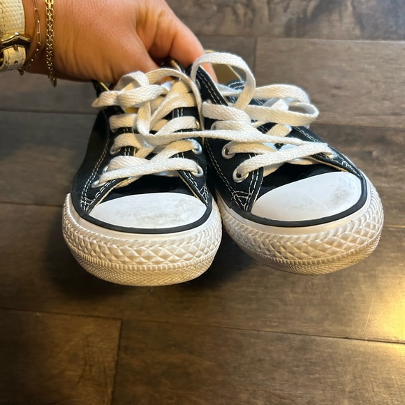 Converse - Picture 2 of 5